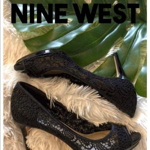 Nine West heels ⭐️ sz 7.5 ⭐️ black lace, peep-toe